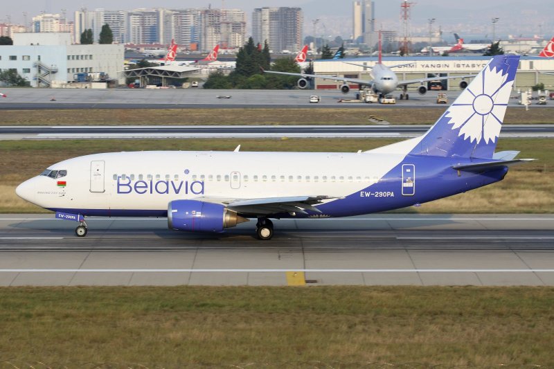 Boeing 737-500 Belavia