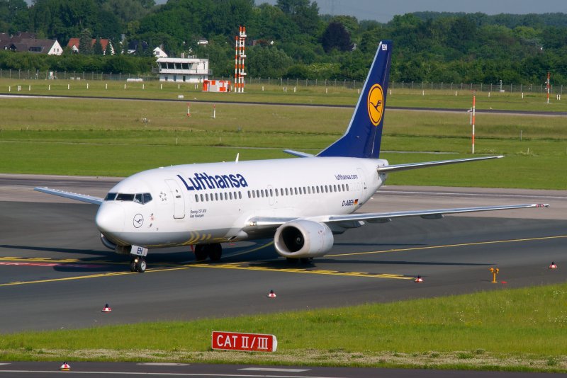 Самолет Боинг 737 300