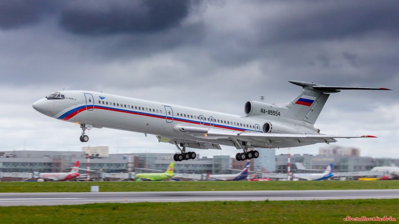 Самолет ту 154