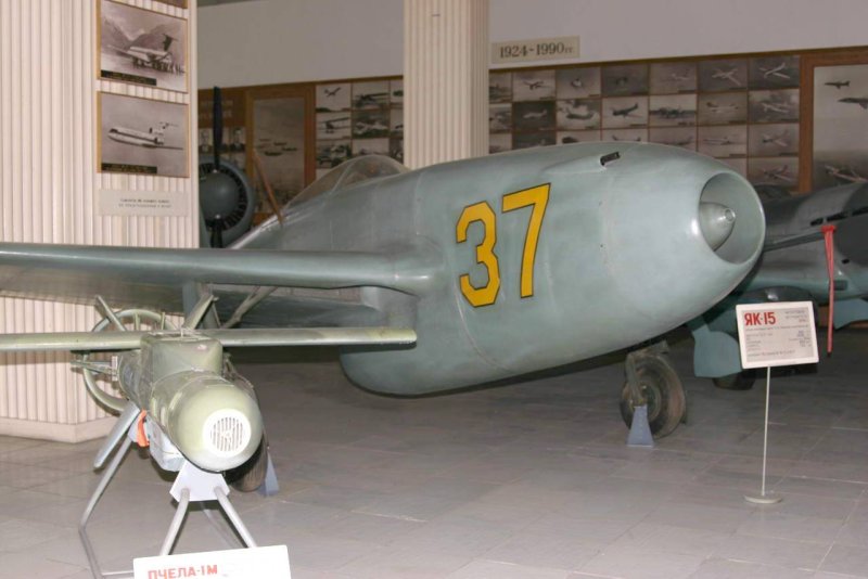 Як 15 рд10