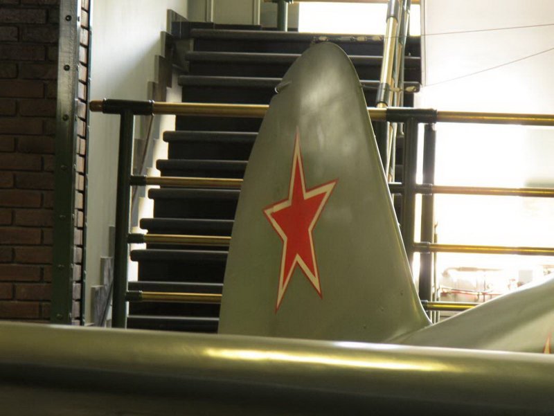 Истребитель як-15 фото