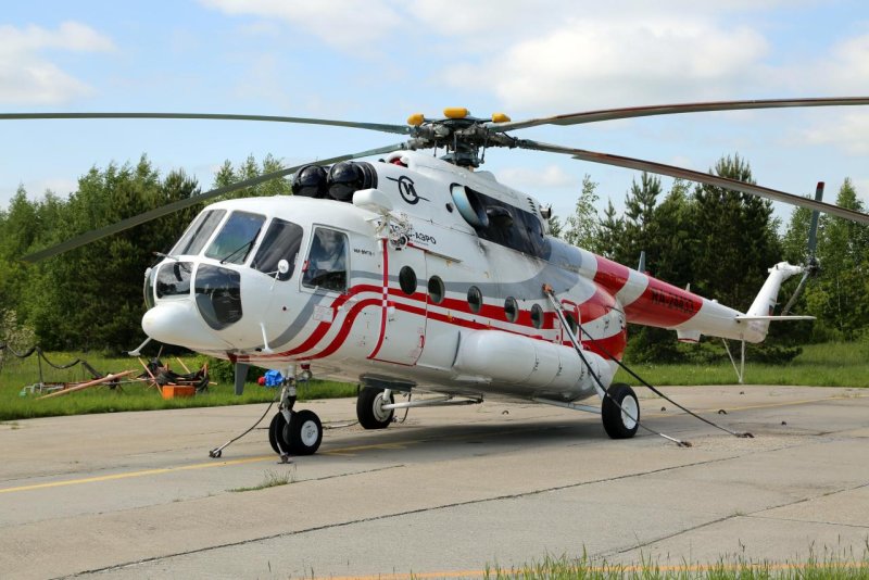 Ми-8 вертолёт