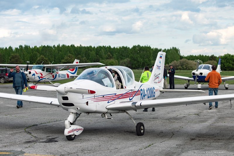 Tecnam p2002 Sierra, ra-230g