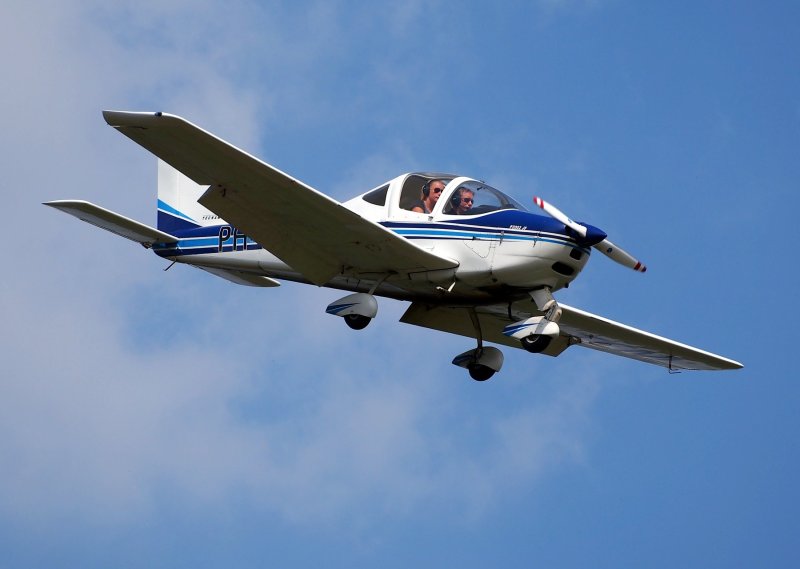Легкомоторный самолетtecnam p2002 Sierra
