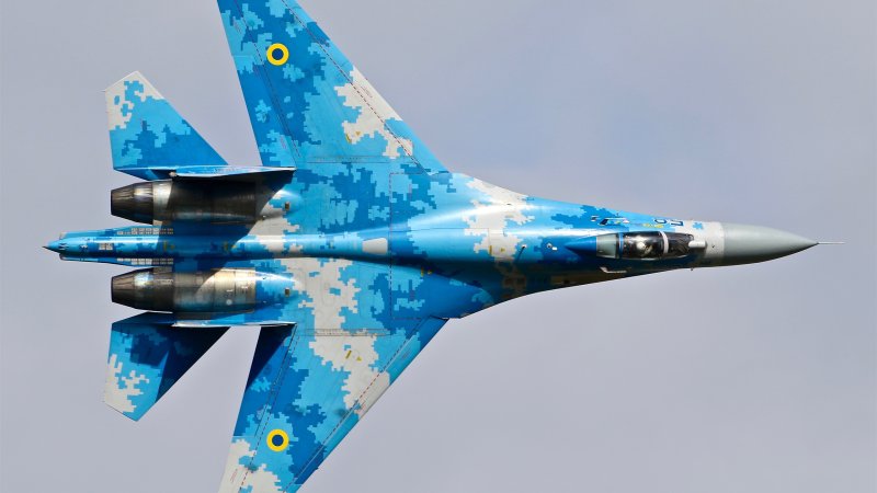 Су-27 реактивный самолёт