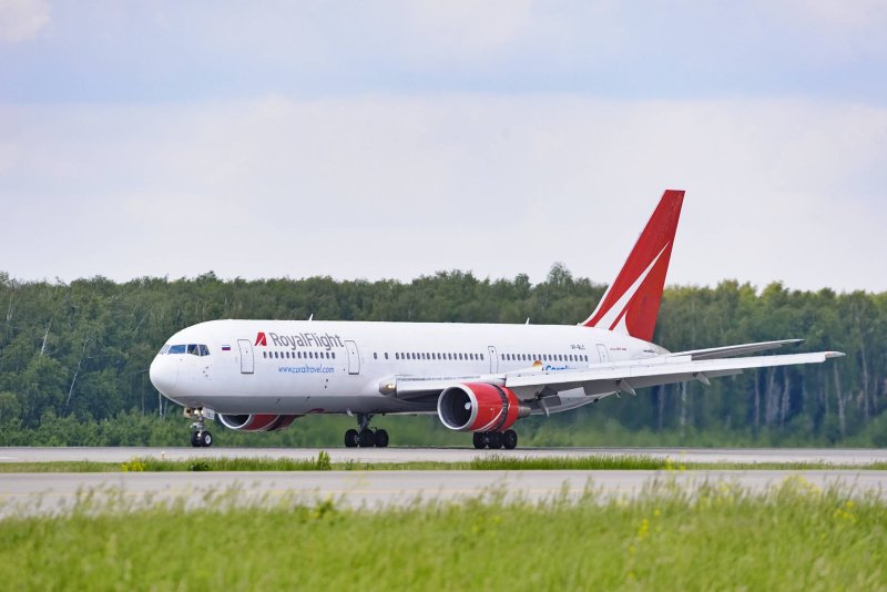 Royal Flight авиакомпания логотип