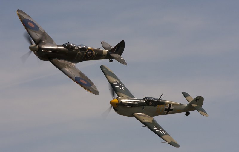 Bf.109 & Spitfire