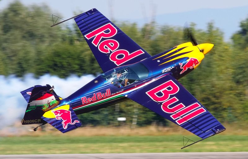 Самолеты Red bull Air