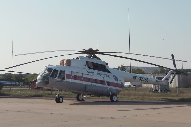 Вертолет МЧС ми-8 салон
