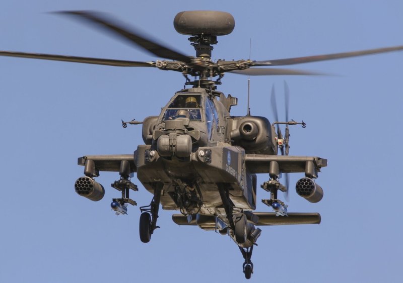 Боевой вертолет "Ah-64 Apache"