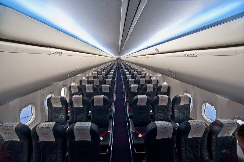 Салон самолета Боинг 737