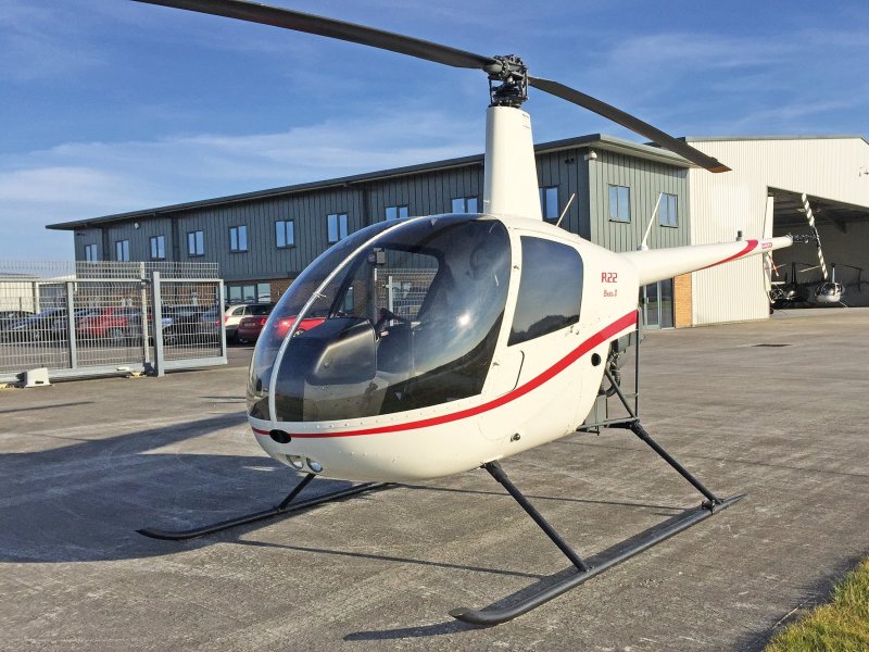 Robinson r22