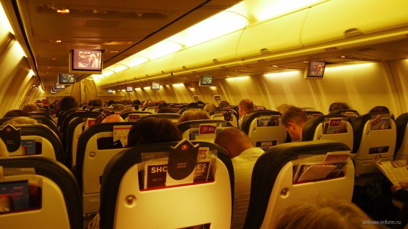 Turkish Airlines 737 800 салон