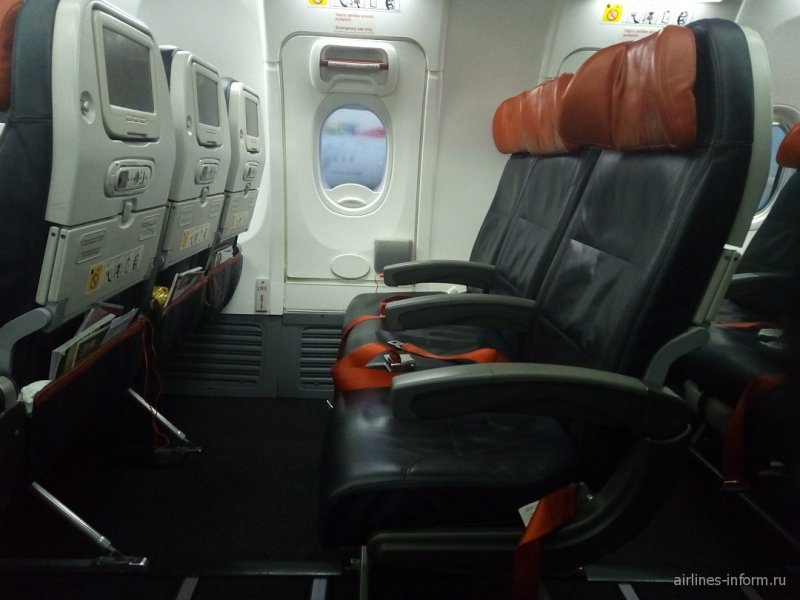 Пассажирские кресла Боинга 737