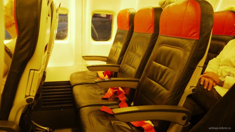 Turkish Airlines 737 800 салон