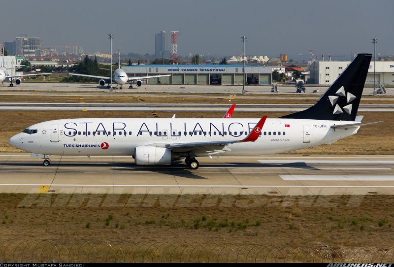 Туркиш Эйрлайнс 737-800