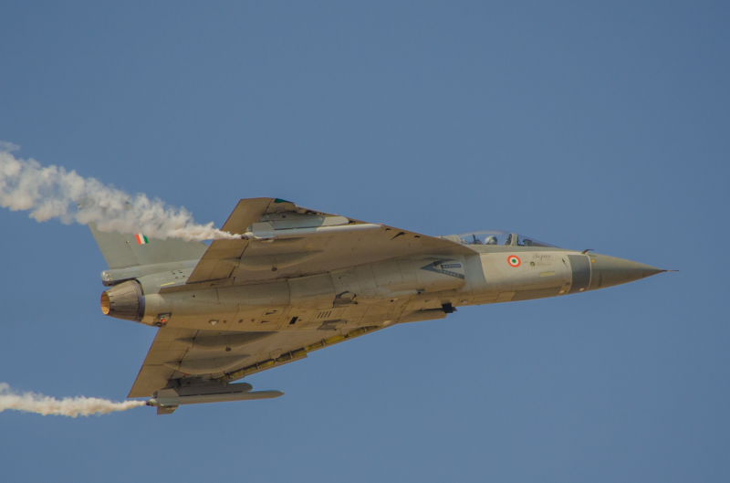 Самолетами hal Tejas