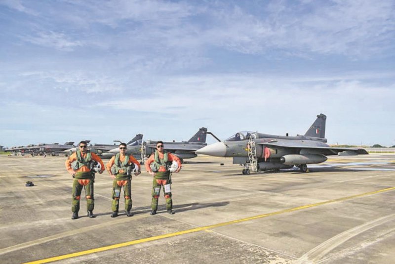 Nomer11 us Air Force самолет