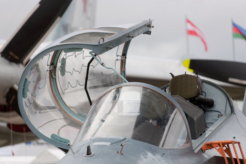F35 фонарь кабины