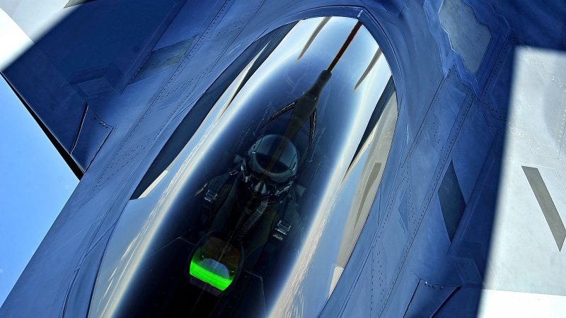 Lockheed Martin f-22 Raptor кабина