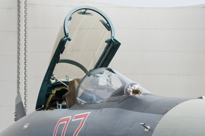 Фонарь кабины Су-35