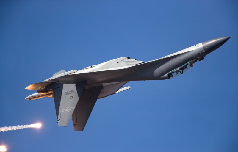 Shenyang j-16d