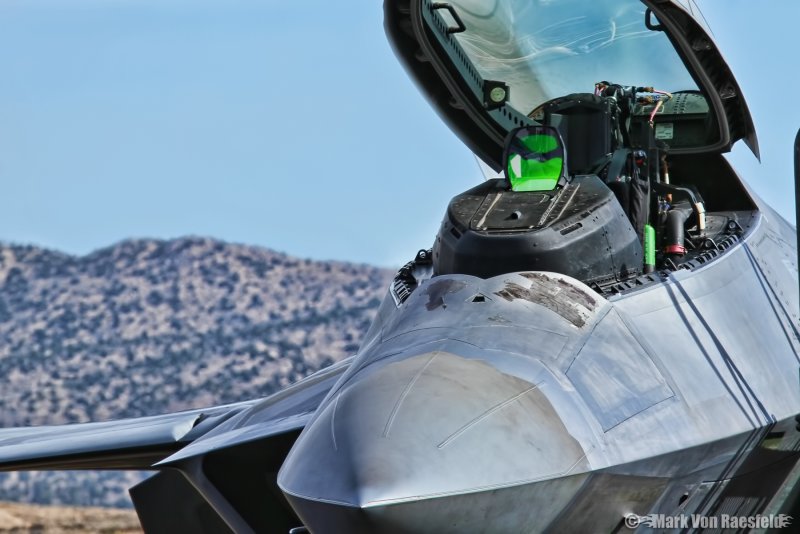 F-22 Cockpit