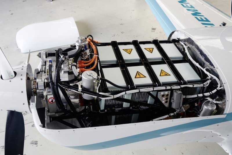 Электросамолет Siemens