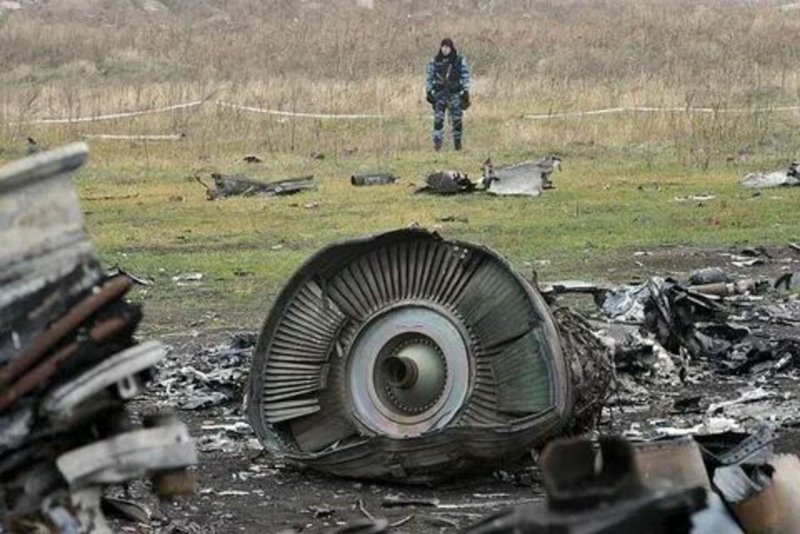 Боинг 777 Малайзия сбитый над Украиной