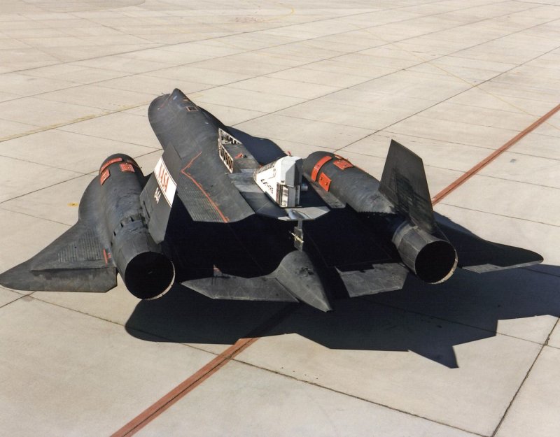 Lockheed SR-71 Blackbird размер