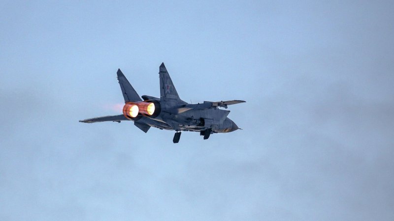 Миг-31 перехватил самолет-разведчик ВВС Норвегии в Баренцевом море