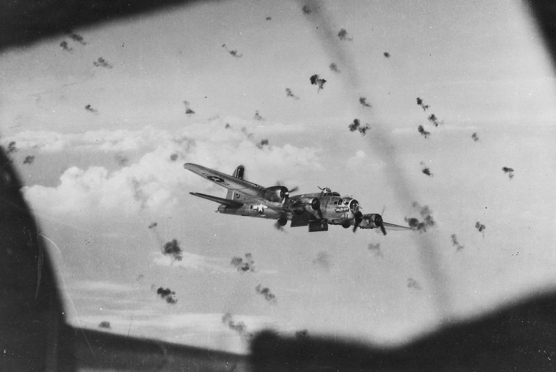B-17 Flying Fortress над Германией