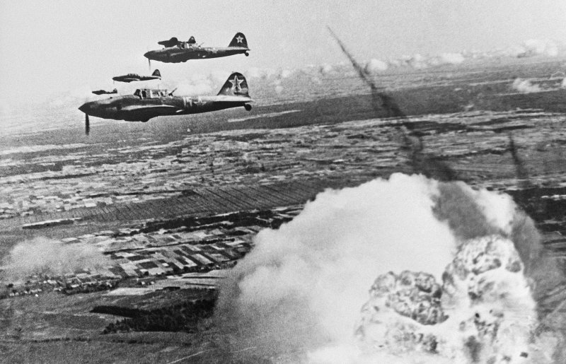 Штурмовики ил - 2 атакуют 1944