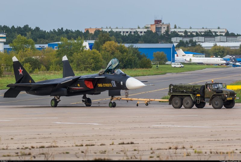 Самолет с-37 Беркут