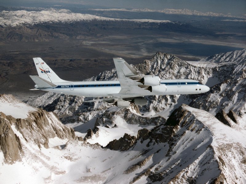 ДС-8 самолет