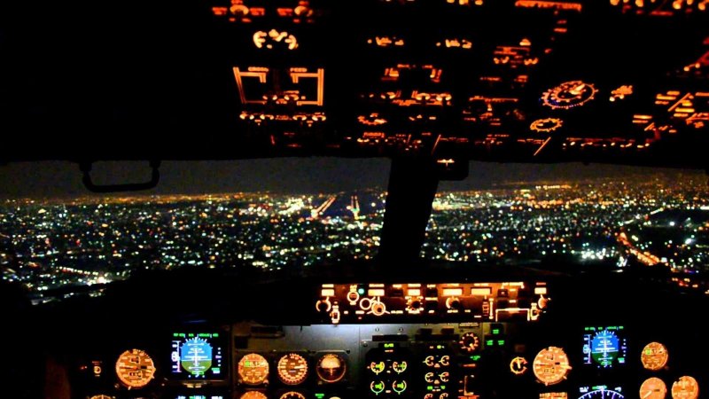 Боинг 737 ночная посадка
