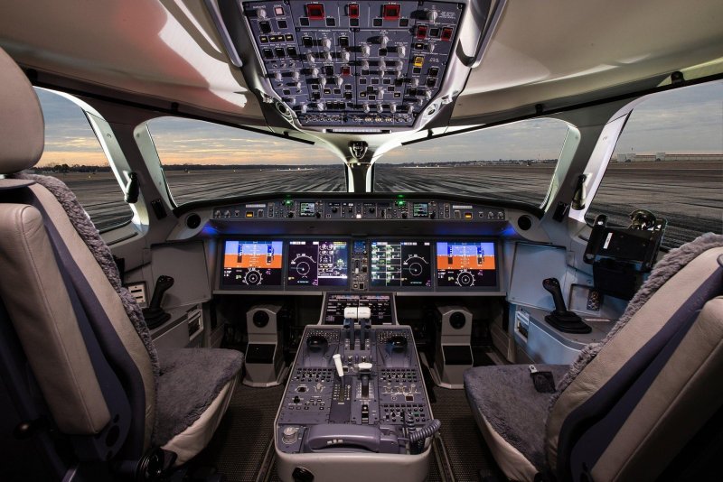 Аэробус 220 кабина