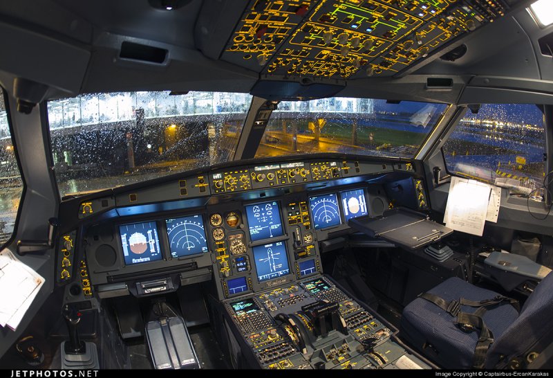 Airbus a330 кабина