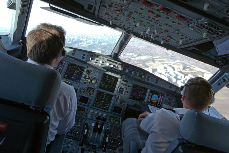 Аэробус а321 кабина пилотов