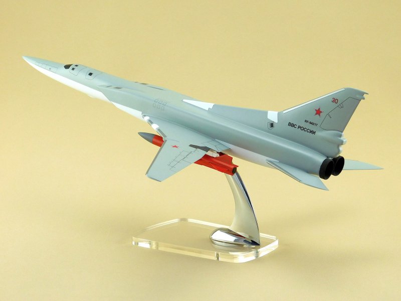 Модель самолета ту-22м3
