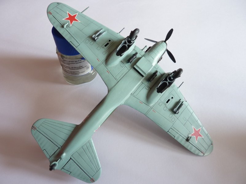 Самолет ил-2 с пушками НС-37