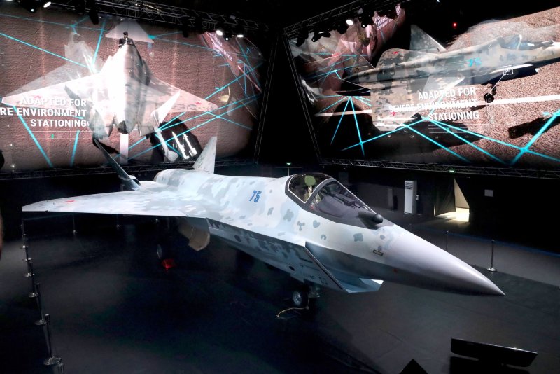 Истребителей пятого поколения Су-75 Checkmate