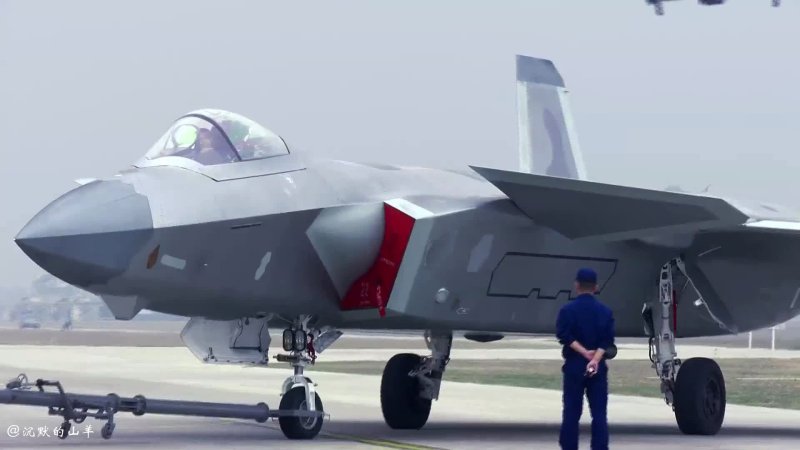 J-20 истребитель