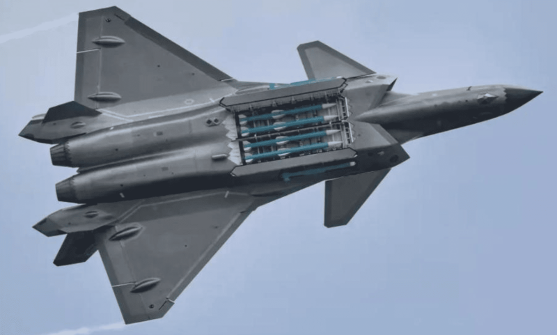 J-20 истребитель