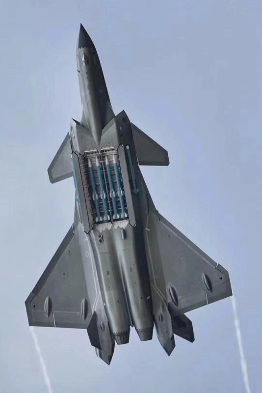 J20 китайский самолет