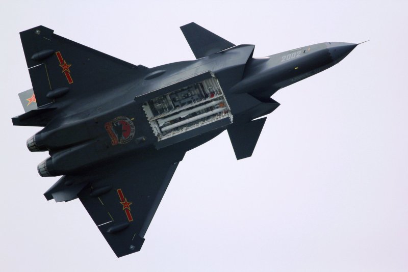 J-31 истребитель
