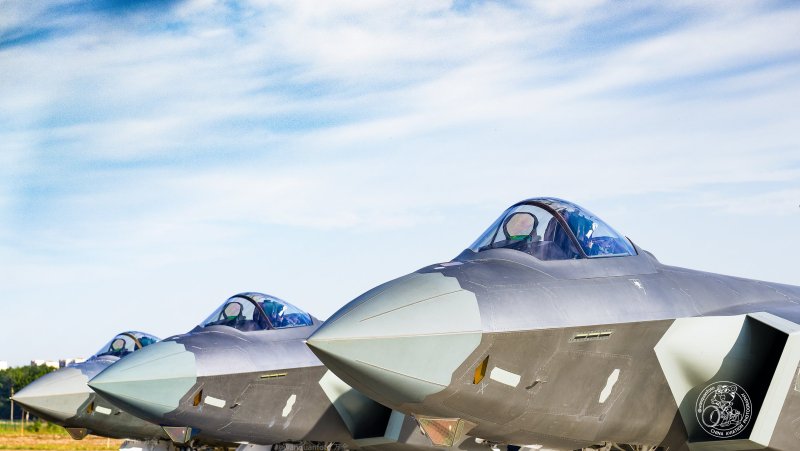 PLAAF j20