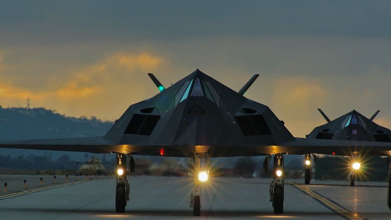 Самолет Lockheed f-117 Nighthawk