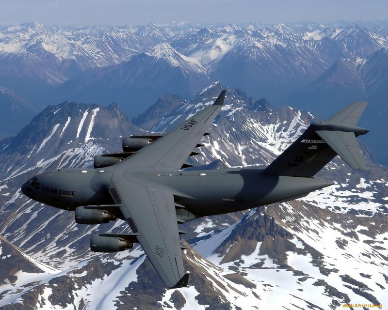 C-17a и истребитель