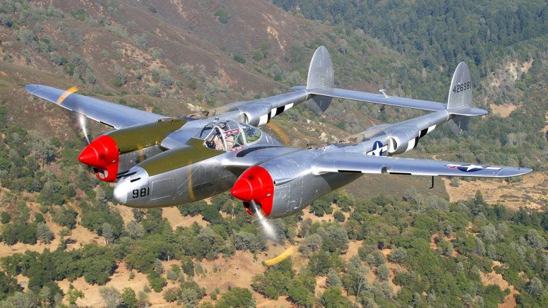 P 38 самолет